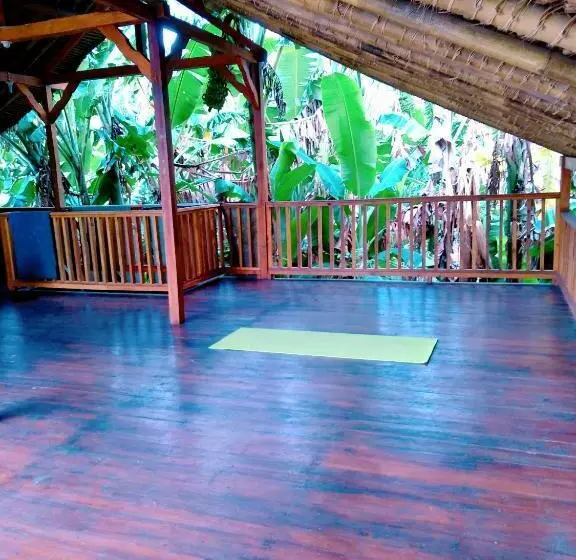 ペンション Lima Bintang