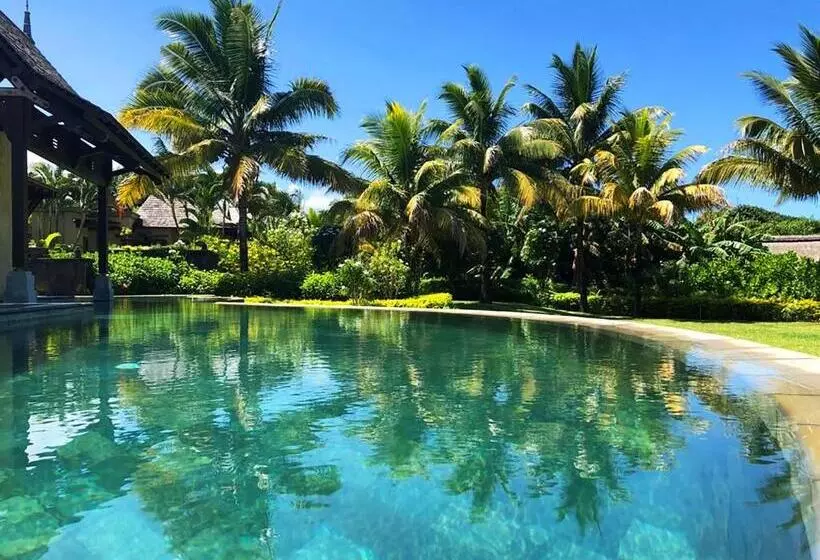 Villa Corallia, Tropical Villa