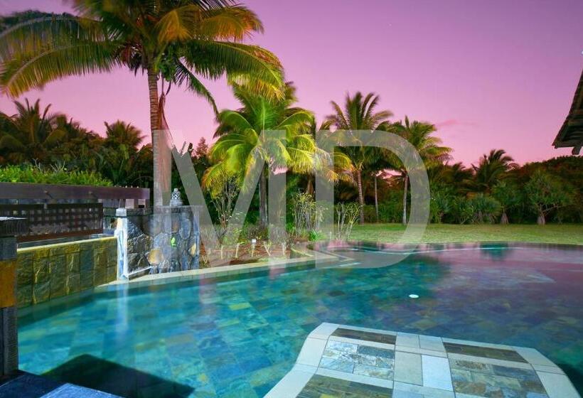 Villa Corallia, Tropical Villa