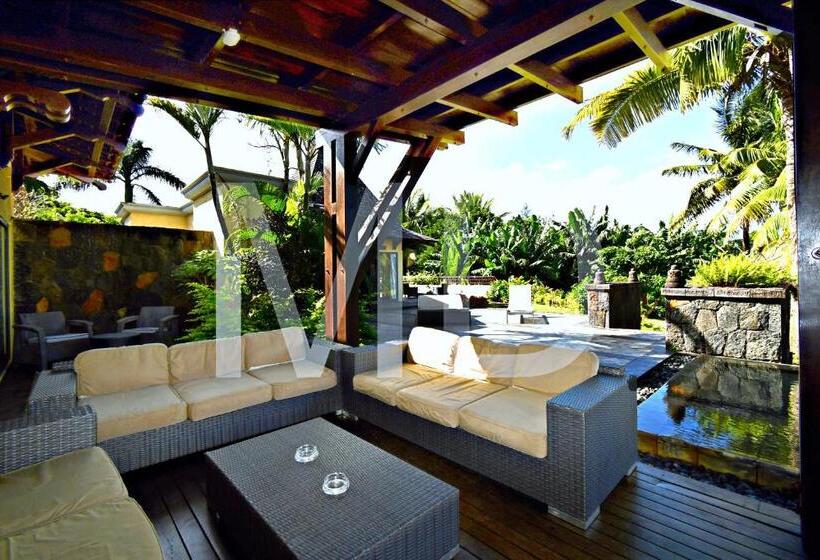 Villa Corallia, Tropical Villa