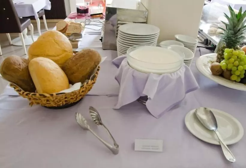 Ai Cadelach Hotel Giulia