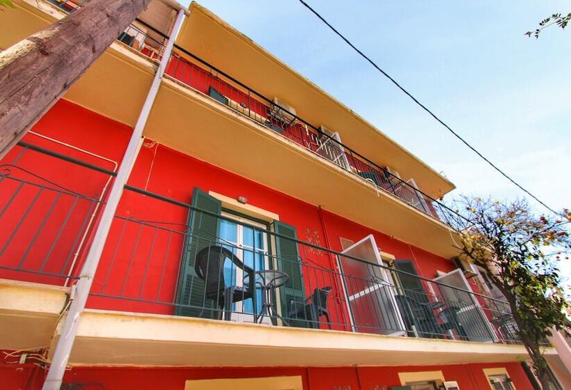 호텔 Avra Budget Beach Rooms