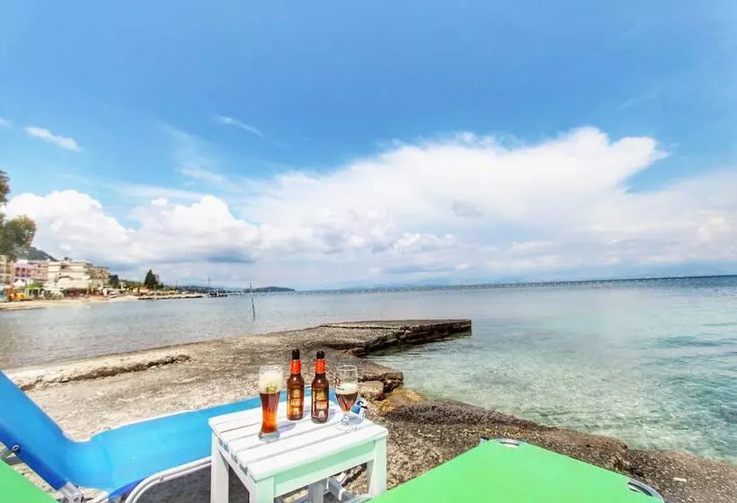 Отель Avra Budget Beach Rooms