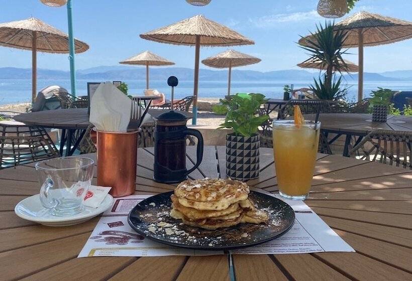 호텔 Avra Budget Beach Rooms