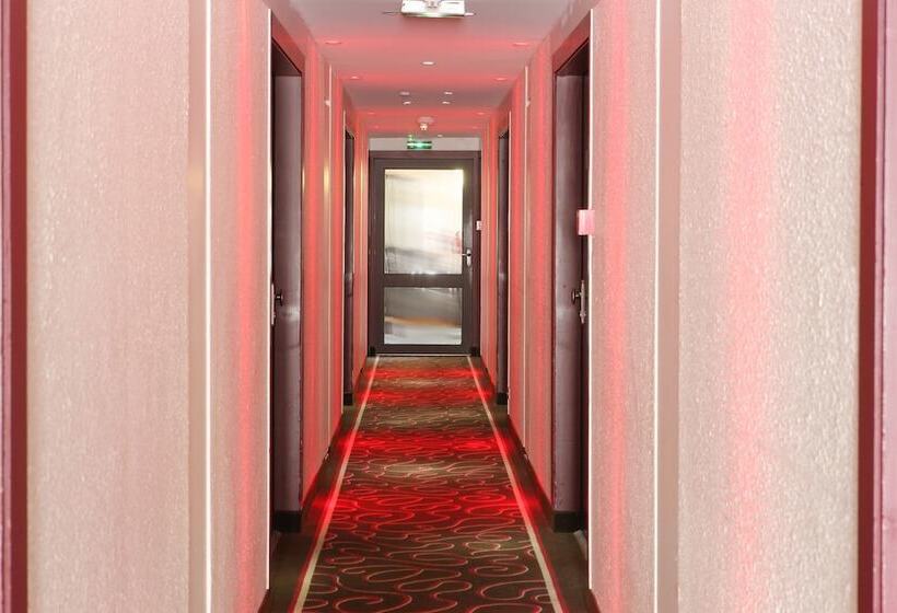 Brit Hotel Essentiel De Granville