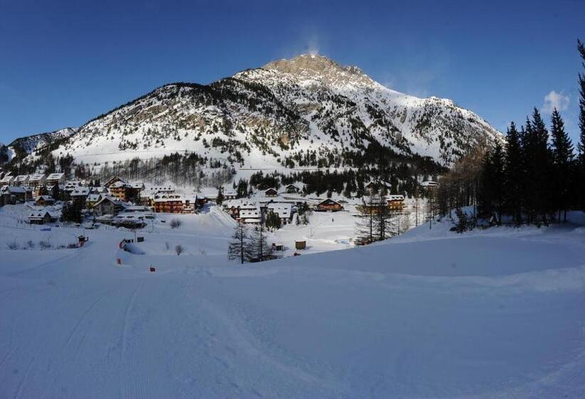 בית מלון כפרי Clari