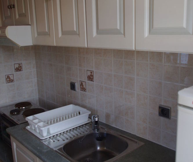 בית מלון כפרי Faros Suites