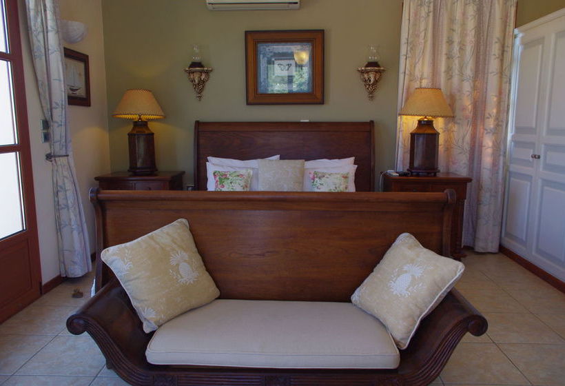 בית מלון כפרי Faros Suites