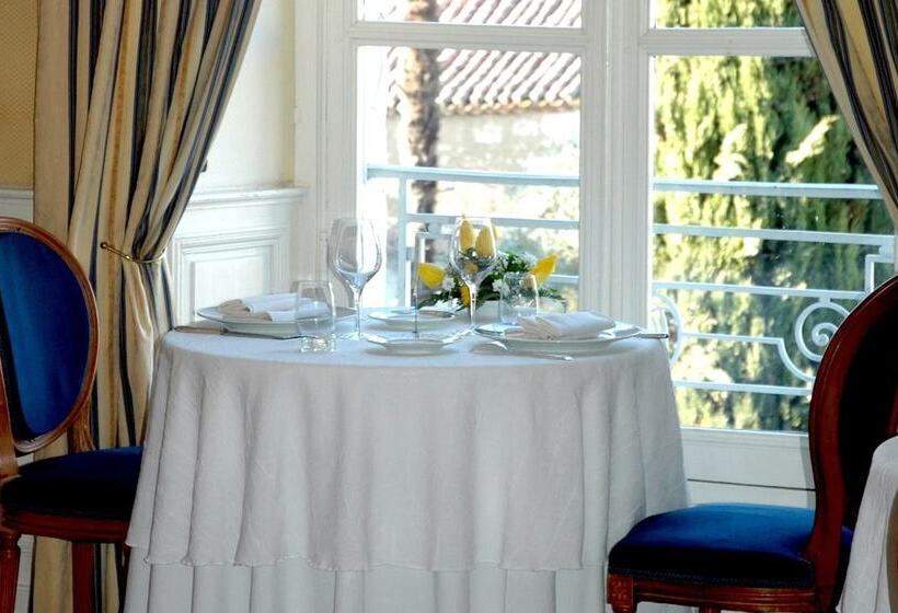 Отель Hôtel De Bastard