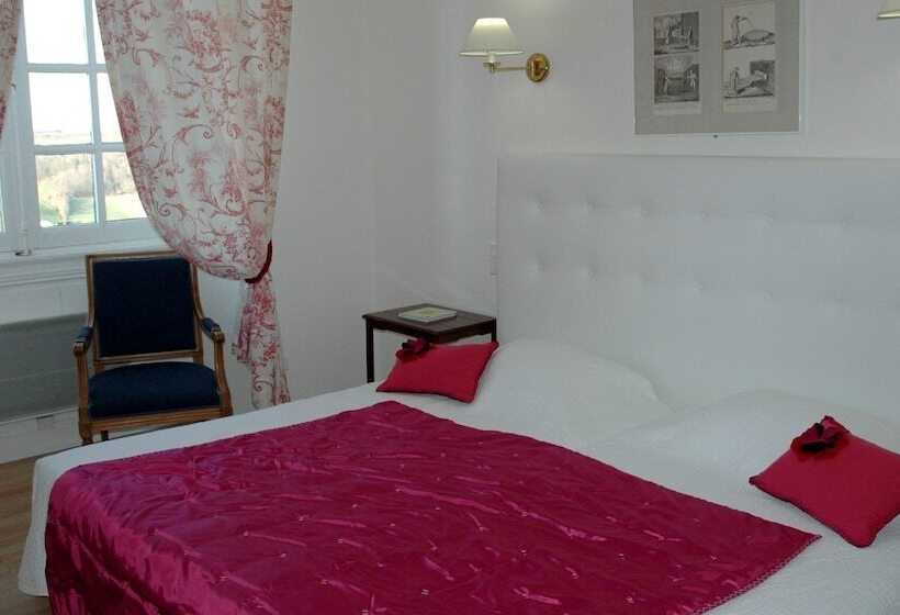 Отель Hôtel De Bastard