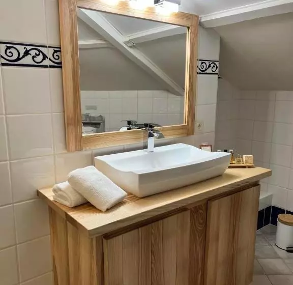 ホテル Hôtel Les Vieilles Tours Rocamadour