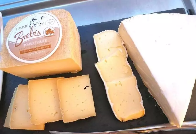 ホテル Hôtel Les Vieilles Tours Rocamadour