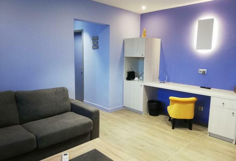 Отель Hôtel Saint Roch