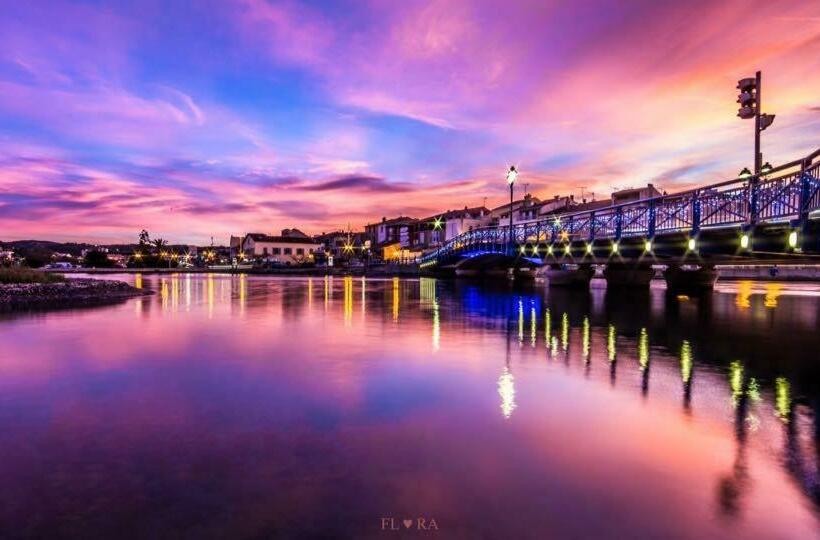 Отель Hôtel Saint Roch