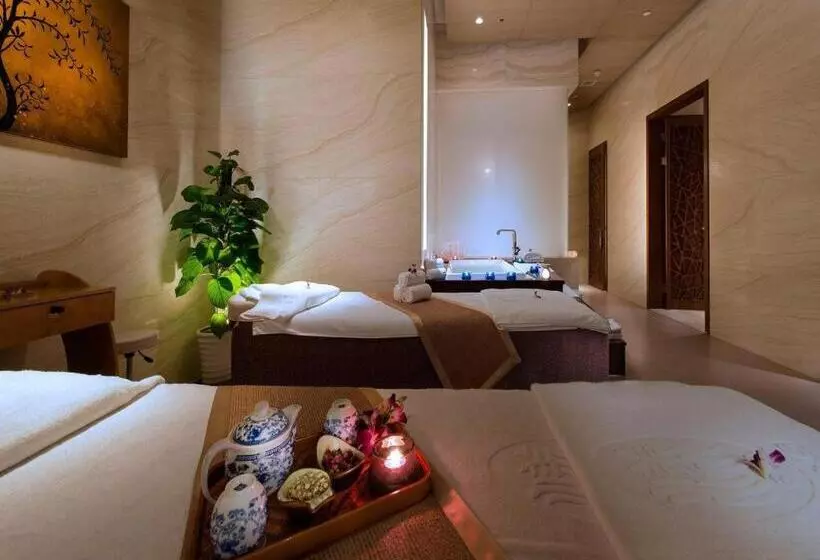 هتل Suzhou Jinji Lake Grand