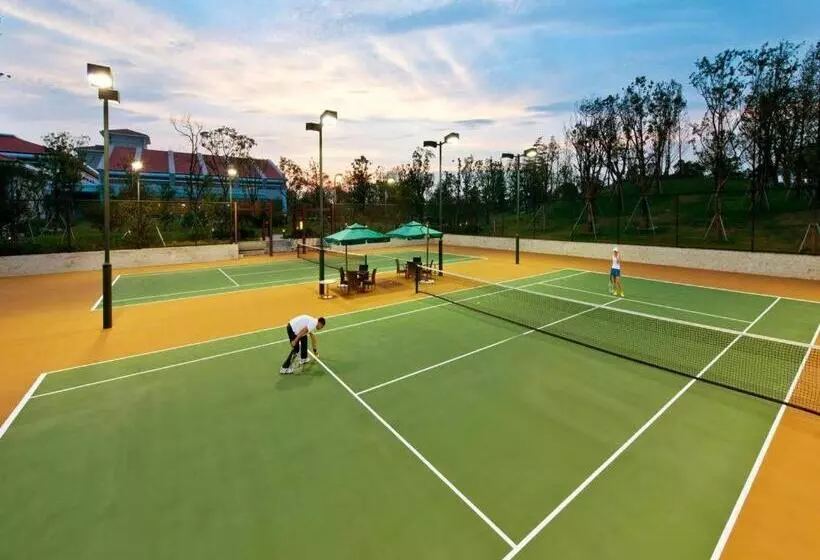 هتل Suzhou Jinji Lake Grand