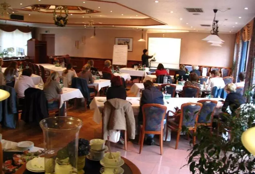 Kräuterhotel & Restaurant Heidejäger