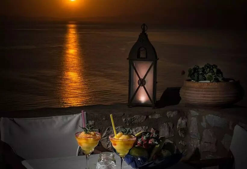 فندق Limeni Village