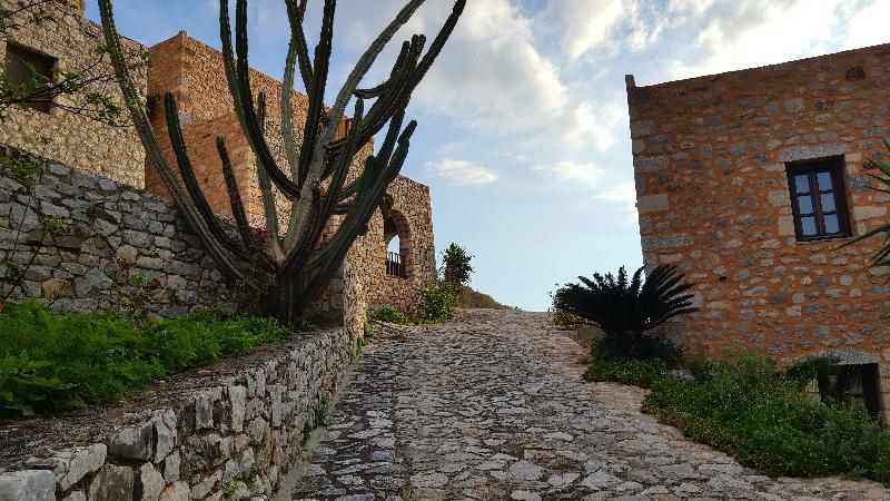 בית מלון כפרי Limeni Village