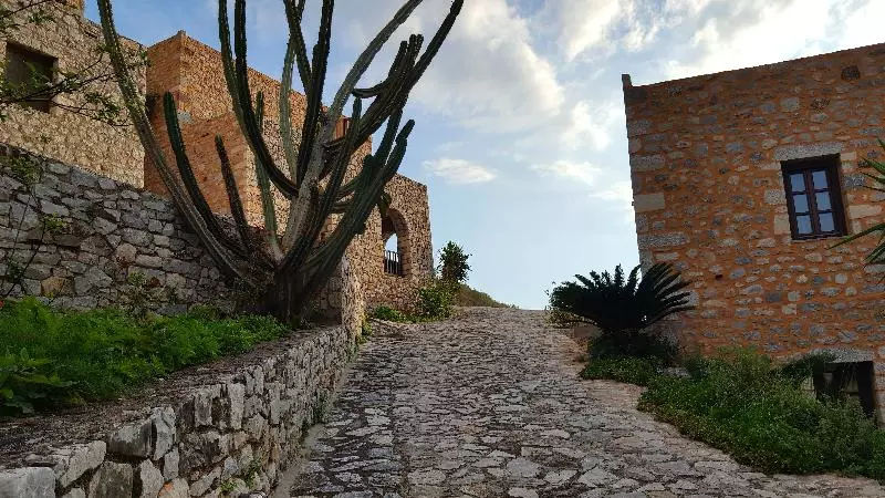 فندق Limeni Village