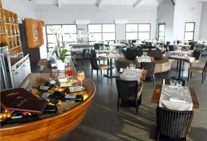 Hotelli Relais Akena La Brede