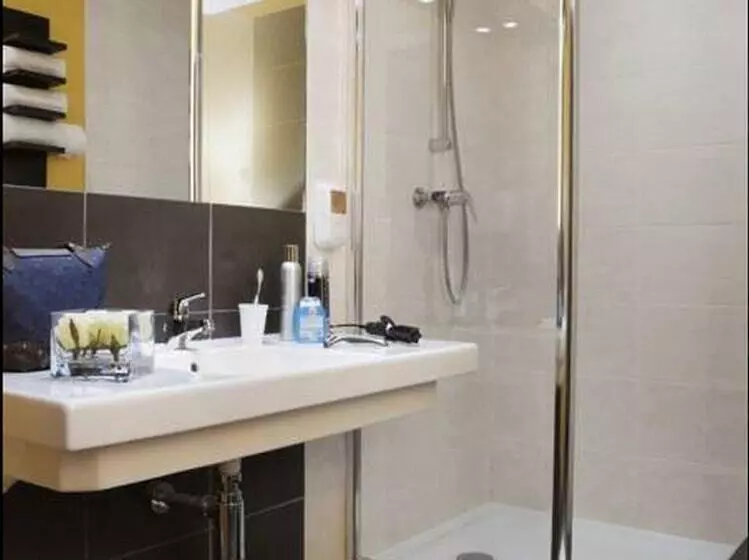 Hotelli Relais Akena La Brede