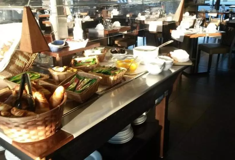 Hotelli Relais Akena La Brede