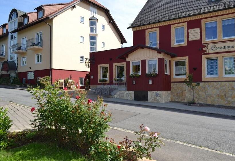 Отель & Restaurant Zur Linde