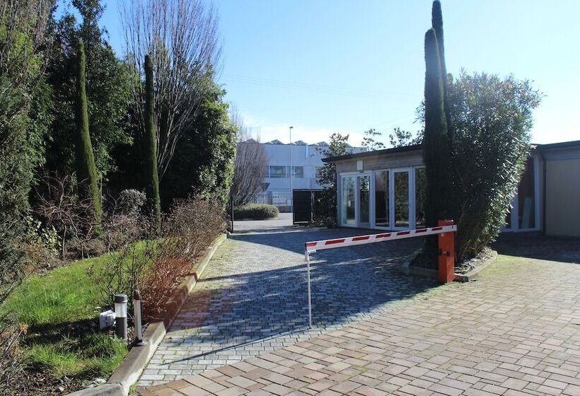 モーテル Blue Relais Garda