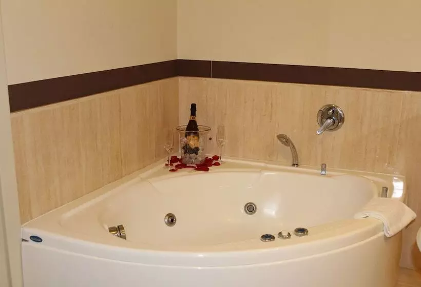 مُتل Blue Relais Garda