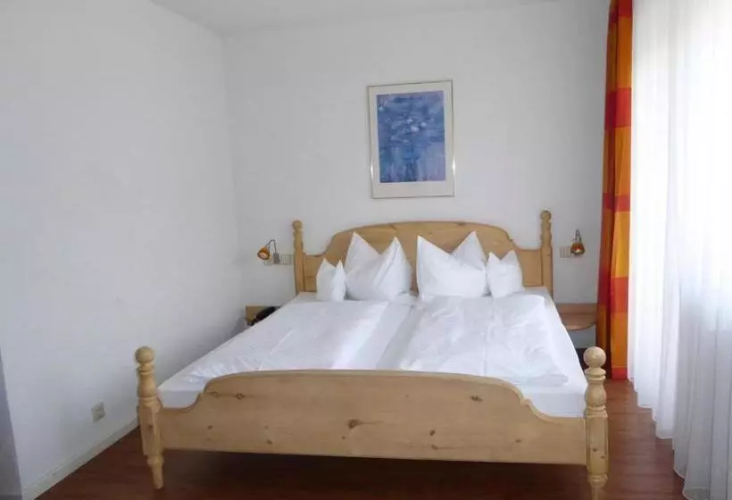 膳宿费 Rommentaler Burgstüble