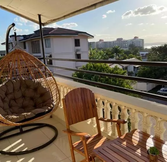 3 Bedroom Apartment By Mas
