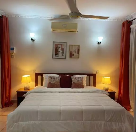 3 Bedroom Apartment By Mas