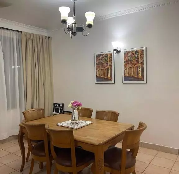 3 Bedroom Apartment By Mas