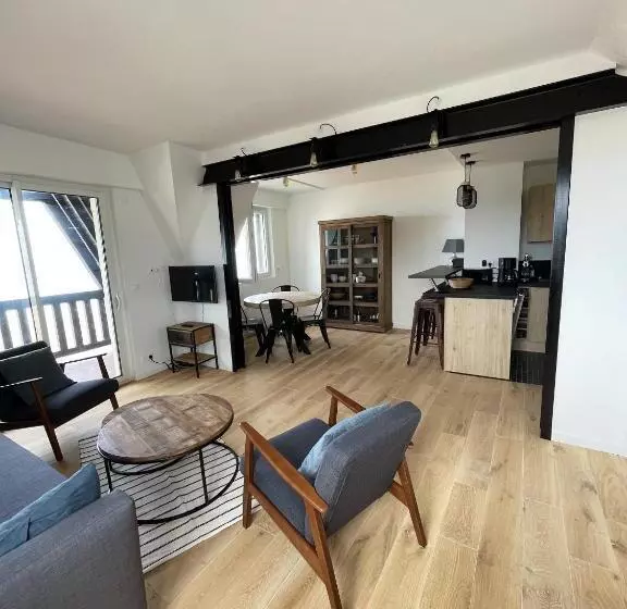 Appartement Avec Vue Sur La Mer A Benerville Sur Mer
