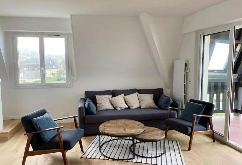 Appartement Avec Vue Sur La Mer A Benerville Sur Mer