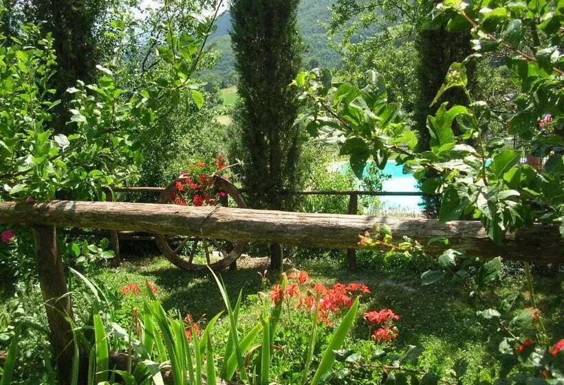 ホテル Agriturismo Roccagelli