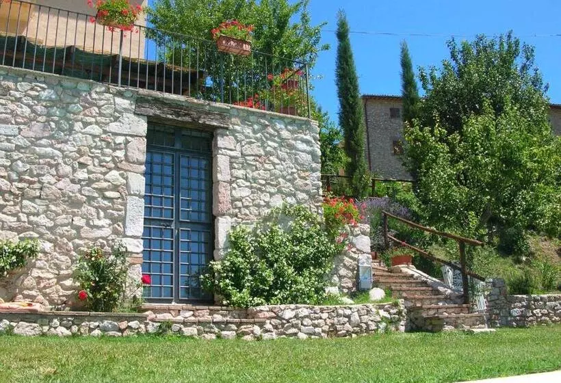 ホテル Agriturismo Roccagelli