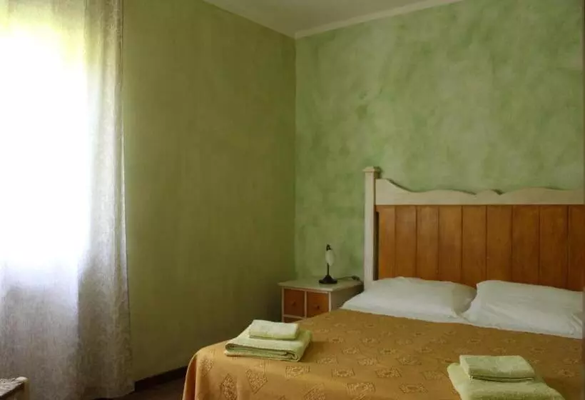 ホテル Agriturismo Roccagelli