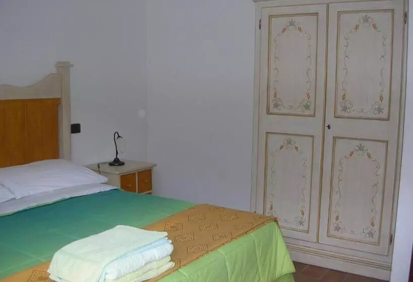 ホテル Agriturismo Roccagelli