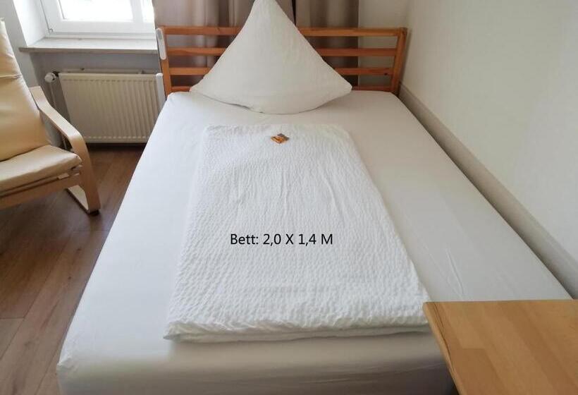 בית מלון כפרי Hanseatic Garni