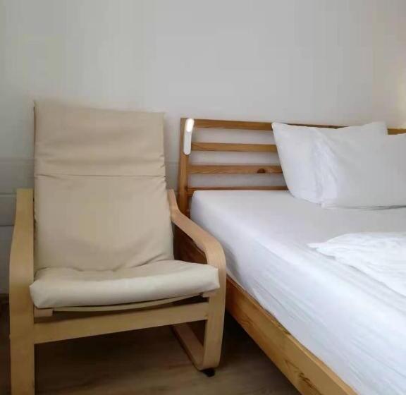 בית מלון כפרי Hanseatic Garni