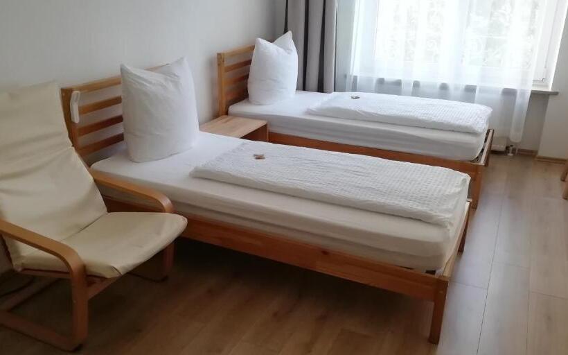 בית מלון כפרי Hanseatic Garni