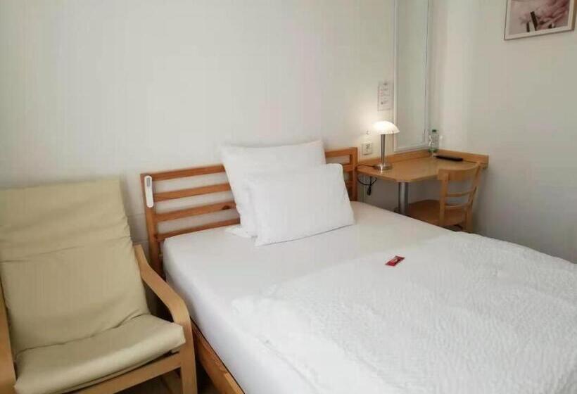 בית מלון כפרי Hanseatic Garni