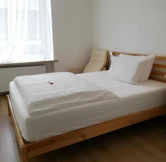 בית מלון כפרי Hanseatic Garni