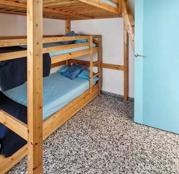 House With Exclusive Pool And Garden 7 Min Walk From The Beach And The Center