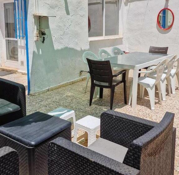 House With Exclusive Pool And Garden 7 Min Walk From The Beach And The Center