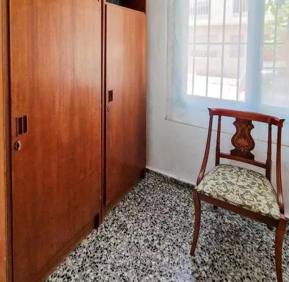 House With Exclusive Pool And Garden 7 Min Walk From The Beach And The Center