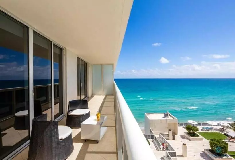 Amazing View Beachfront Resort Luxury Amenities