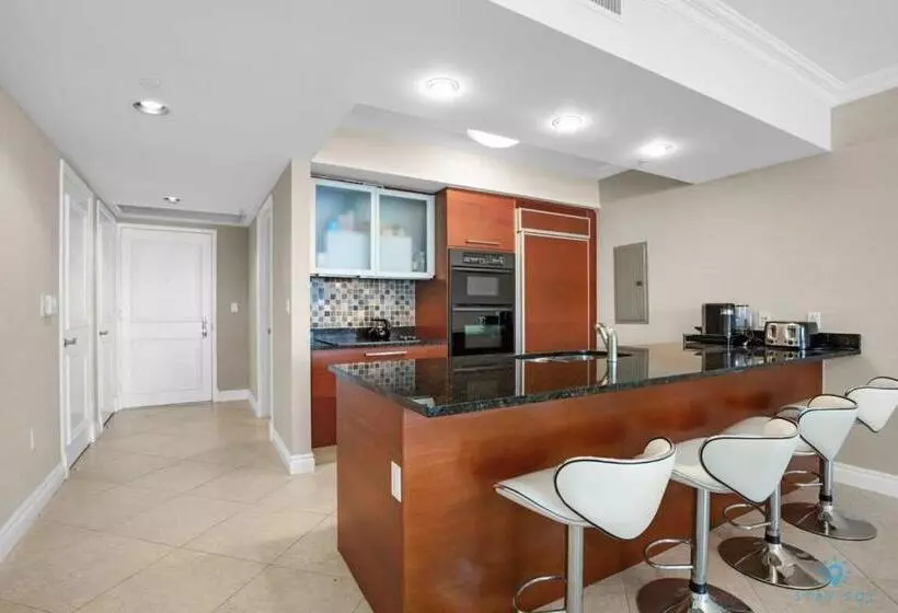 Amazing View Beachfront Resort Luxury Amenities